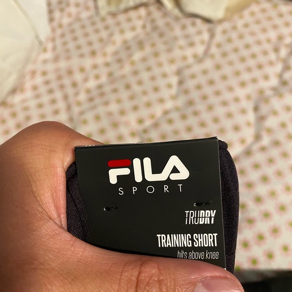 Brand new with tag - Picture 2 of 3